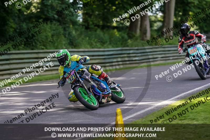 cadwell no limits trackday;cadwell park;cadwell park photographs;cadwell trackday photographs;enduro digital images;event digital images;eventdigitalimages;no limits trackdays;peter wileman photography;racing digital images;trackday digital images;trackday photos